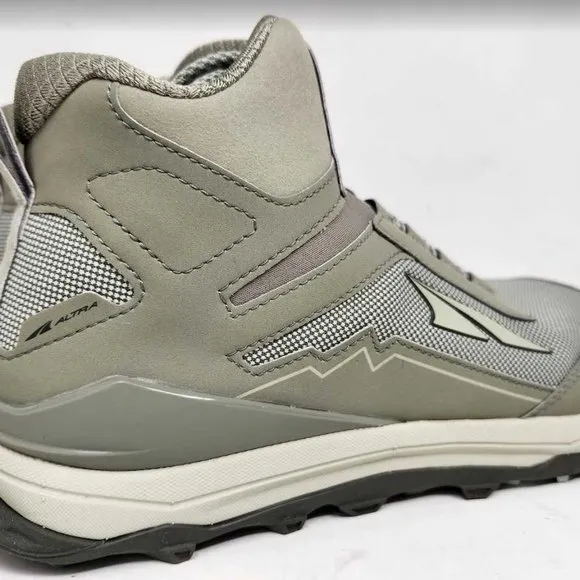 New women's 10.5 Altra Lone Peak Hiker Khaki hiking boots