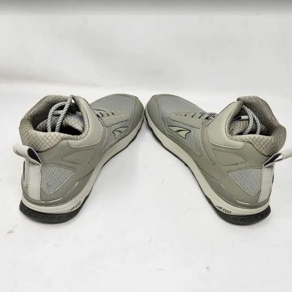 New women's 10.5 Altra Lone Peak Hiker Khaki hiking boots
