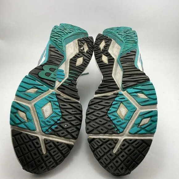 New balance shoes
