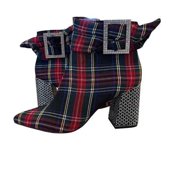 NIB Betsey Johnson Millburn Black Plaid Ankle Boot Size 7.5