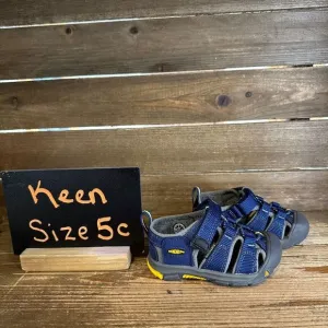NIB New Little Kids Keen Newport H2 Blue Strappy‎ Outdoor Shoes Sandals Size 5 C