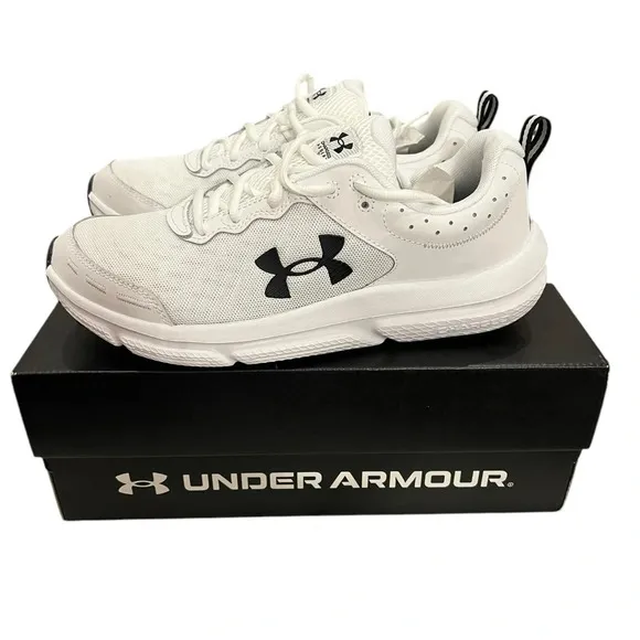 NIB Under Armour Men’s Charged Asset 10 Running Shoes size 8.5