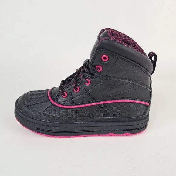 Nike ACG Woodside 2 Little Girl's Winter Boots Black Pink