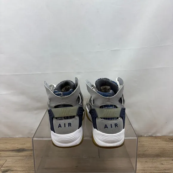Nike Air Flight Huarache Men's US 10 Running Shoes Wolf Gray Sneakers