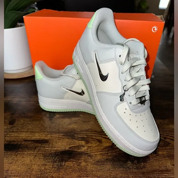Nike air force 1’07 NN SE white/ green