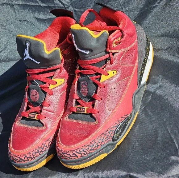 Nike Air Jordan  SON OF MARS Low Hawks Red Black 580603-607 US Mens Sz 11
