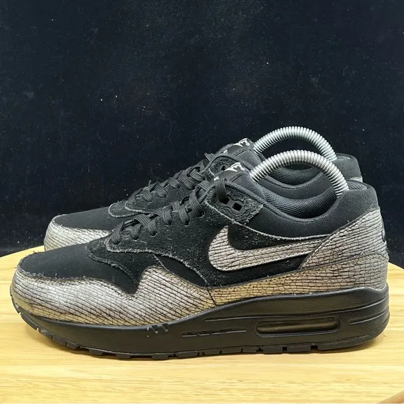 Nike Air Max 454746-005 Premium Black Metallic Hematite Women’s Sz 7.5 Running