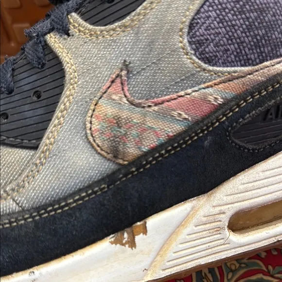 Nike Air Max Blue and Gray Sneakers Low-Top Athletic Shoes Winter 2016/17 WORN