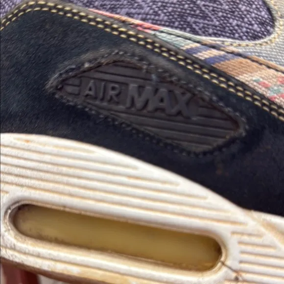 Nike Air Max Blue and Gray Sneakers Low-Top Athletic Shoes Winter 2016/17 WORN