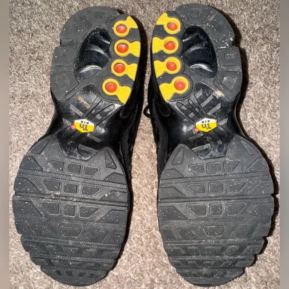 Nike Air Max Plus Triple Black TN GS 6.5Y CD0609-001 Kids Shoes Sneakers Running