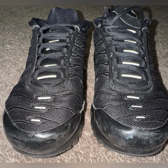 Nike Air Max Plus Triple Black TN GS 6.5Y CD0609-001 Kids Shoes Sneakers Running
