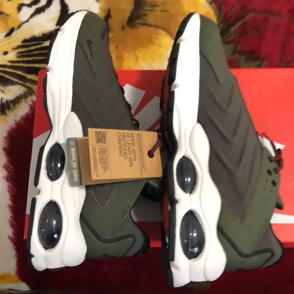 NIKE AIR MAX TW KHAKI/PHANTOM BLACK SHOES. NIKE AIR MAX TAILWIND SZ 13