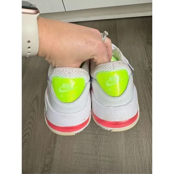 Nike Air Max Excee Womens Running Shoes Size 7 Athletic White Green
