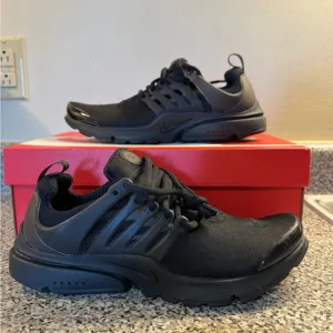 Nike Air Presto Triple Black Sneakers Men’s Size 8 NEW CT3550-003 Sneakers