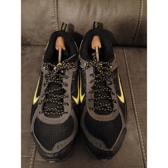 Nike Air Trail Ridge Preloved Sneakers Mens 11.5 #821