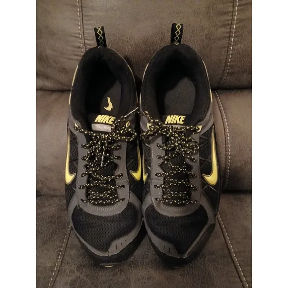 Nike Air Trail Ridge Preloved Sneakers Mens 11.5 #821
