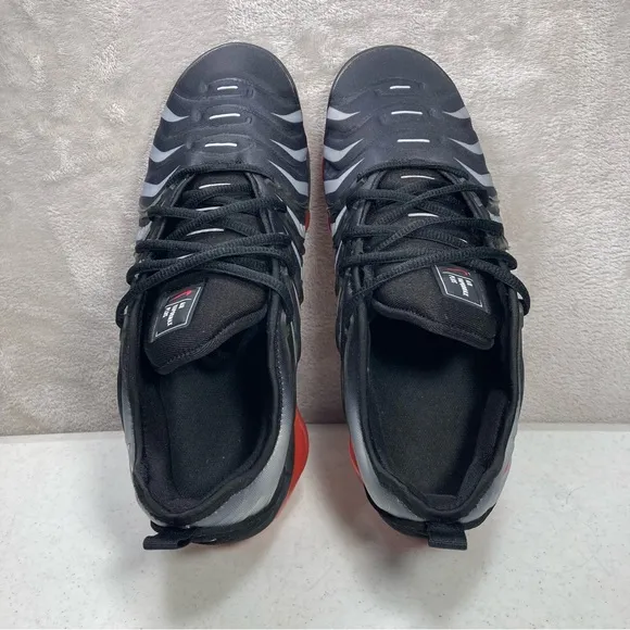 Nike Air Vapormax Plus Black Red Men's Shoes Running Sz 9.5 924453-319
