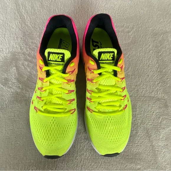 Nike Air Zoom Pegasu 33 Mens Running Shoes Size 9 Yellow Pink Sneakers NEW