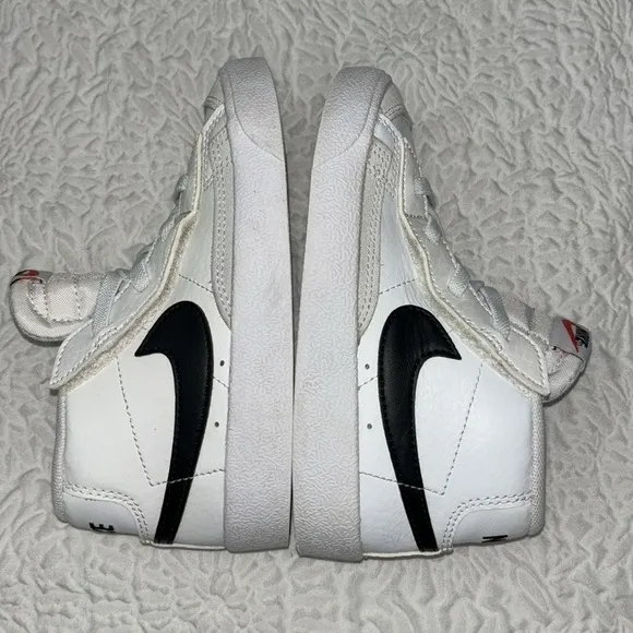 Nike Blazer Mid '77 Sneaker Slip-On Shoes