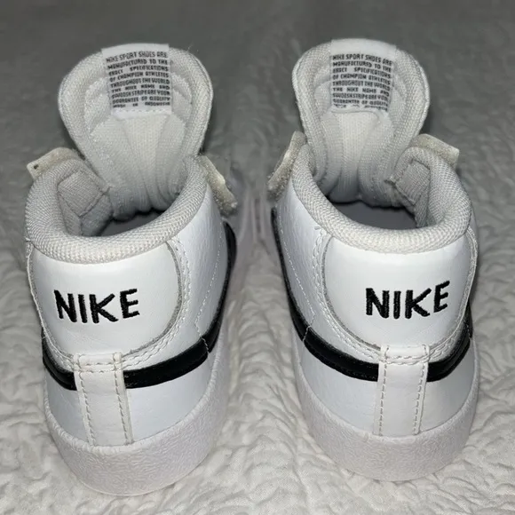 Nike Blazer Mid '77 Sneaker Slip-On Shoes