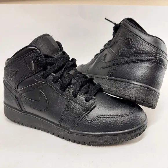 Nike Boys Air Jordan 1 Mid 554725-091 Black Basketball Shoes Sneakers Size 7Y