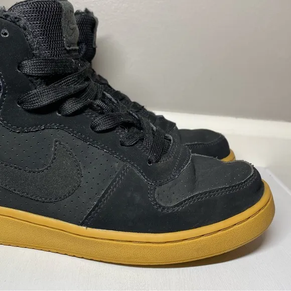 Nike Court Borough Mid Winter GS Shoes Youth 6.5 Black Gum Sneakers AA3458-002