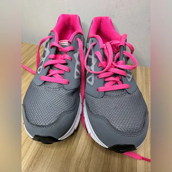Nike DownShifter 6 Running Shoes Size 5.5Y Gray Black Pink