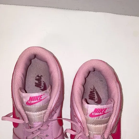 NIKE DUNK LOW TRIPLE PINK SNEAKERS    Style  Dh9756 600 Ladies