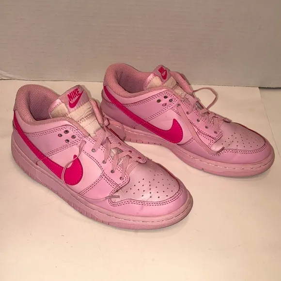 NIKE DUNK LOW TRIPLE PINK SNEAKERS    Style  Dh9756 600 Ladies