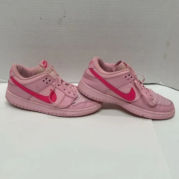 NIKE DUNK LOW TRIPLE PINK SNEAKERS    Style  Dh9756 600 Ladies