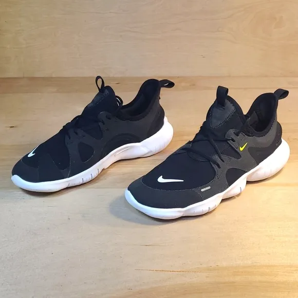 Nike Free RN 5.0 Black White Youth Athletic Running Shoes