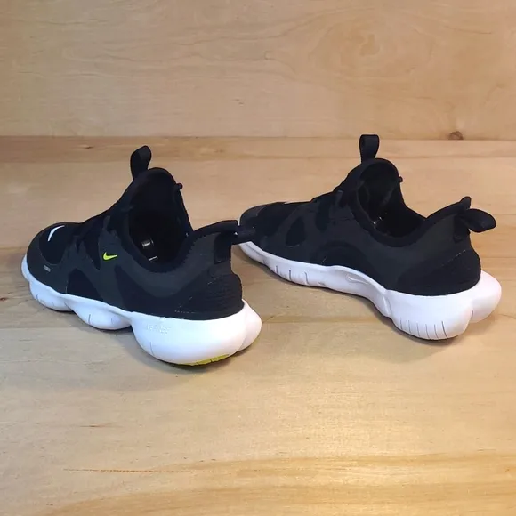Nike Free RN 5.0 Black White Youth Athletic Running Shoes