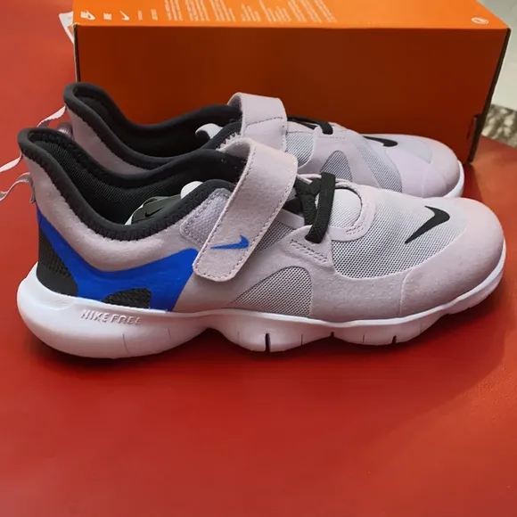Nike FREE RUN 5.0 Girls' Running Shoes