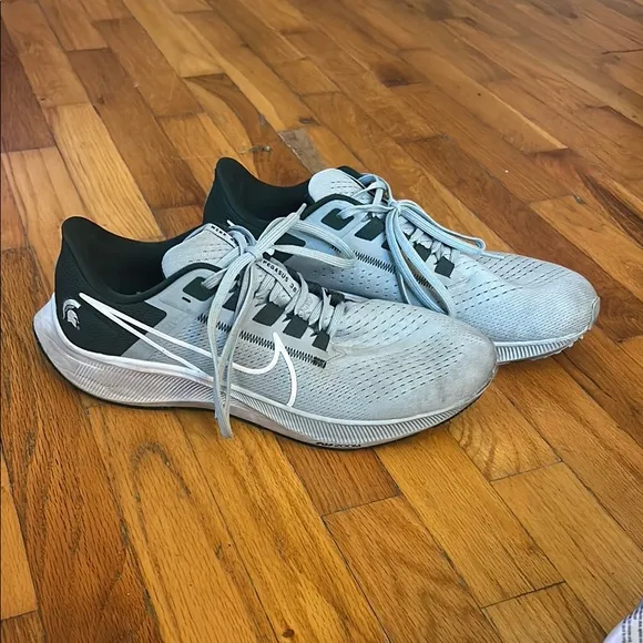 Nike Gray and green MSU  Air Zoom Shoes