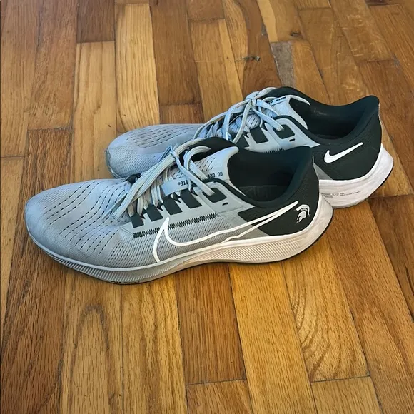 Nike Gray and green MSU  Air Zoom Shoes