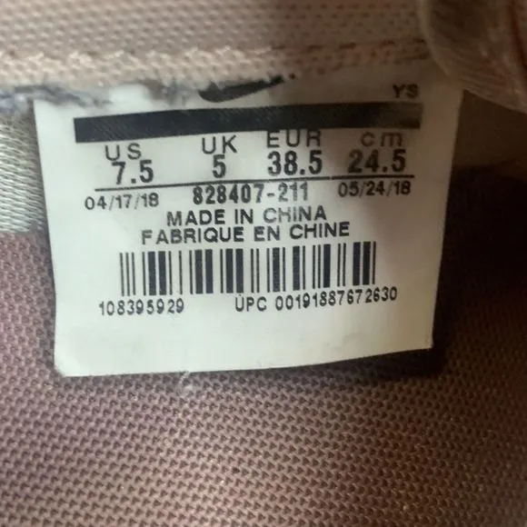 Nike Internationalist Womens Size 7.5 Running Shoes Pink Jogging Sneakers