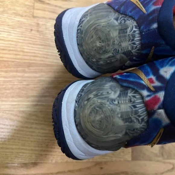 NIKE KYBRID WHAT THE USA SNEAKERS‎ SIZE 7Y