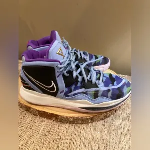 Nike Kyrie Infinity Aluminum Blue Sneakers, Size 8.5 CZ0204-400