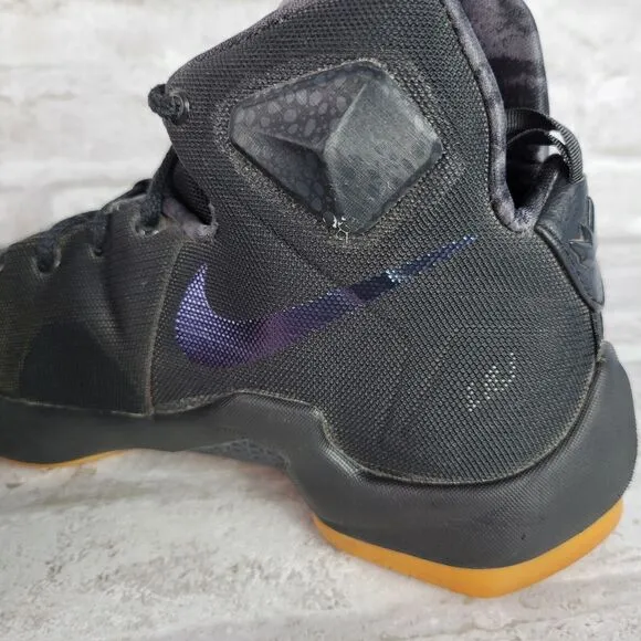 Nike Lebron James 13 808709-001 Black Basketball Shoes Size 6Y GS