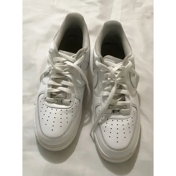 Nike Men’s Air Force 1 ‘07 Shoes Size 11.5, White