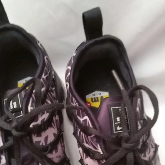 Nike Men's Size 8 Air Vapormax Plus Black/Purple Sneakers. Activewear,Athleisure
