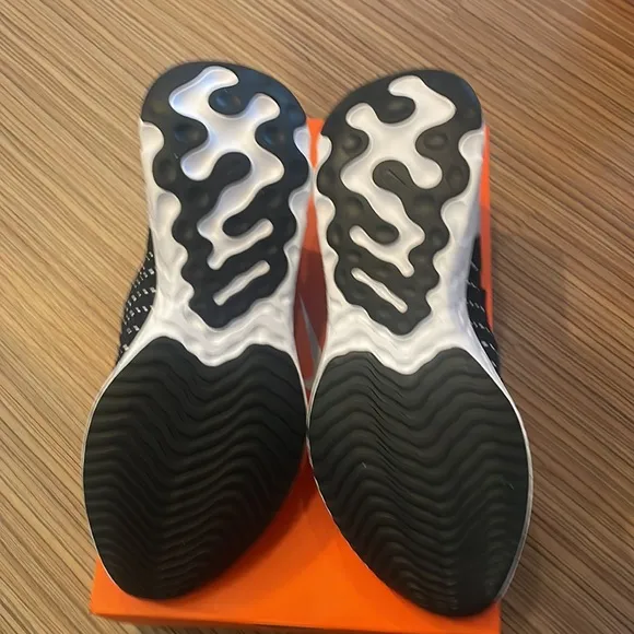 Nike React Phantom Run FK 2