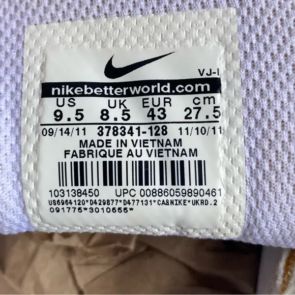 Nike Shox NZ Running Athletic White Leather Shoes 378341-128