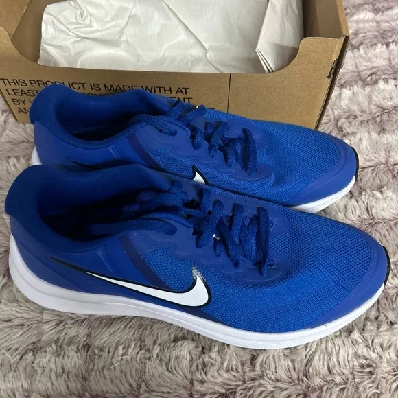 Nike Star Runner 3 Girl sneakers size 6Y