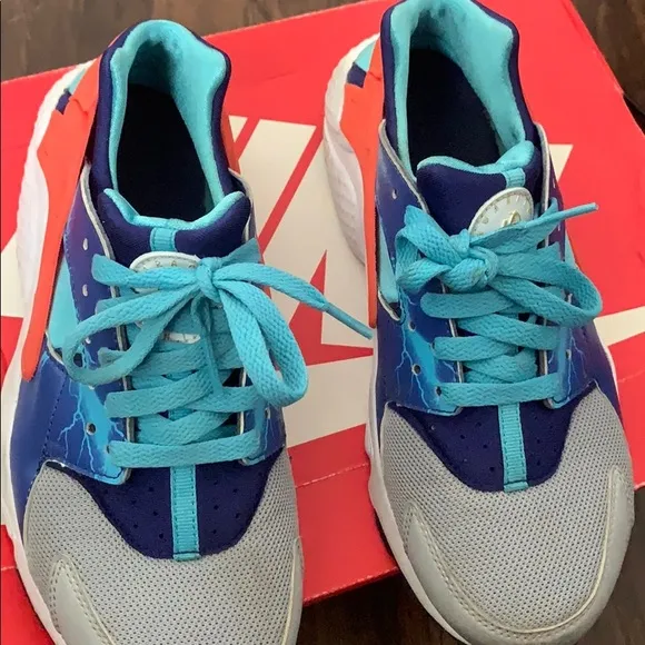 Nike Thunder Huaraches (pink gray and blue)