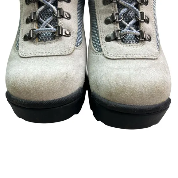 Nike Vintage Women’s ACG Size 8.5 Hiking Boots