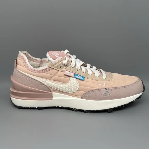 Nike Waffle One Next Nature Pink Running Shoes DO4661-211 Women's Sz 8.5 NEW!