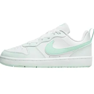 Nike White and Mint Green Sneakers