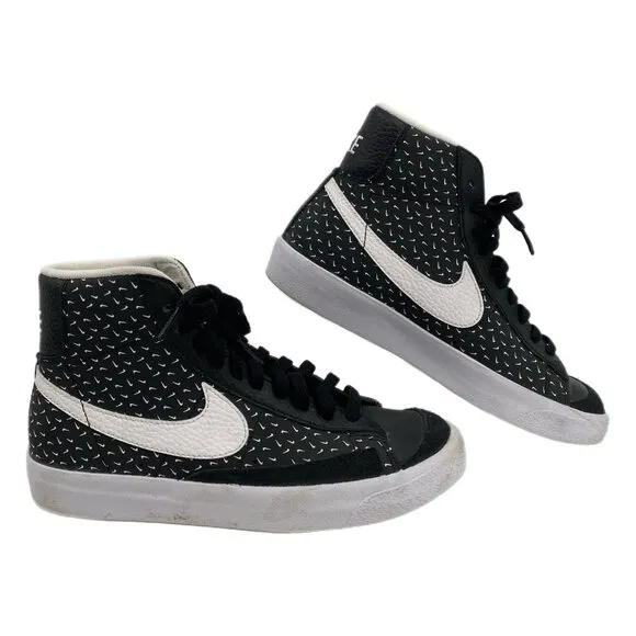 Nike White Black Swoosh Pattern Blazer Mid Sneakers | Size 5Y