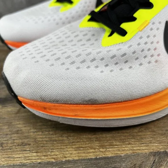 Nike Winflo 10 Sz 12 Mens White Volt Laser Orange Running Shoes